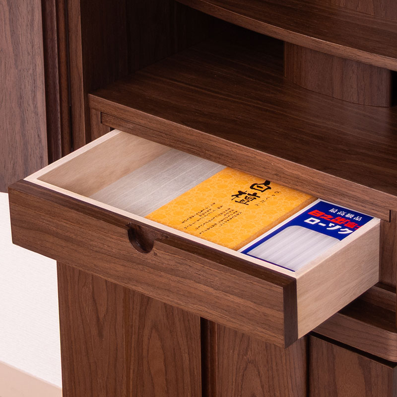 上段に引出し付