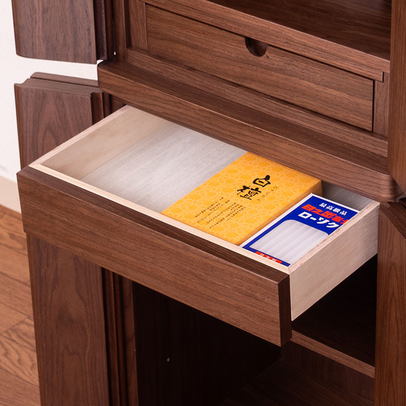 下段に引出し付